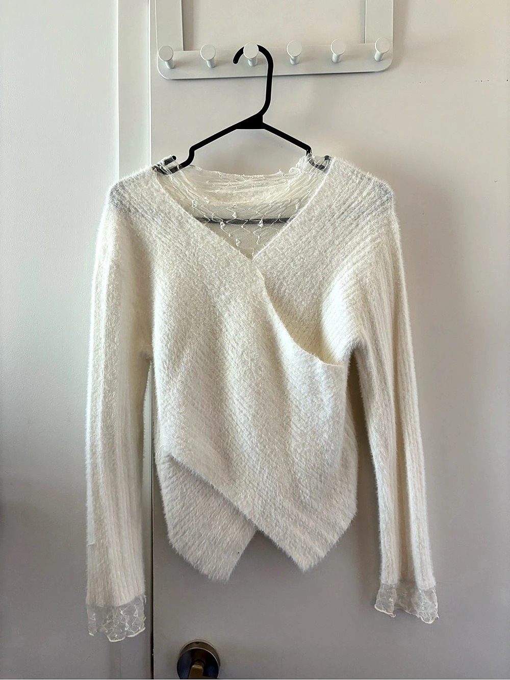 Women's White V-Neck Sweater Like New
